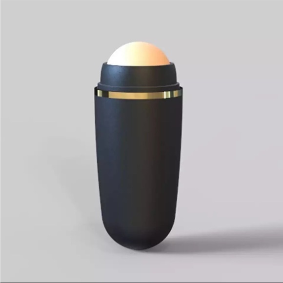 🎉HP🎉 Face Oil Absorbing Roller Stone-T-zone Oil Removing Rolling Stick Ball - Picture 1 of 3